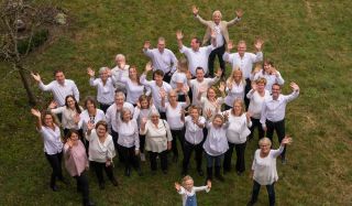 Stiftung für Pöcking | Das Team im Garten